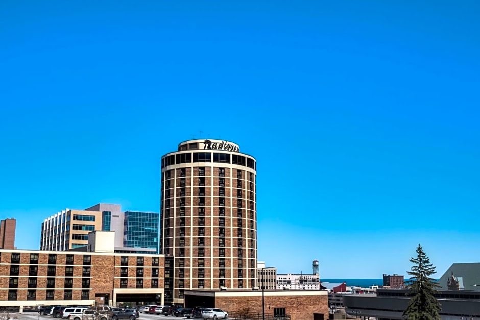 Radisson Hotel Duluth-Harborview