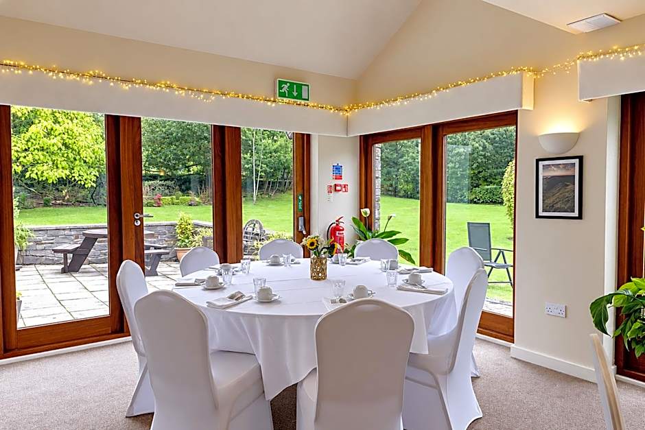 Nant Ddu Lodge Hotel & Spa by Belvilla