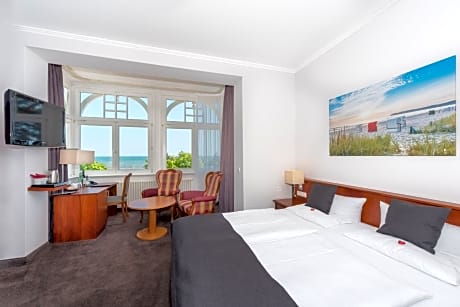 Junior Suite with Panoramic Sea View