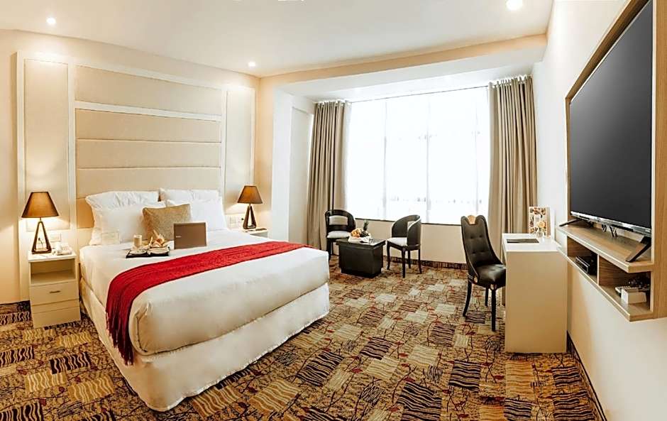 Nobility Grand Hotel