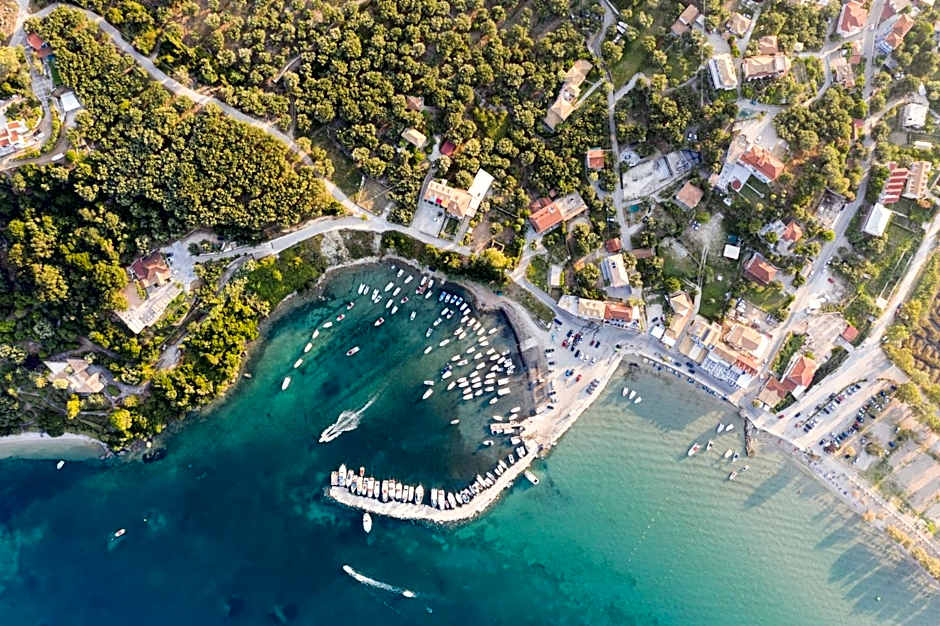 Blue Lake Holiday Homes - Keri Summer Escape