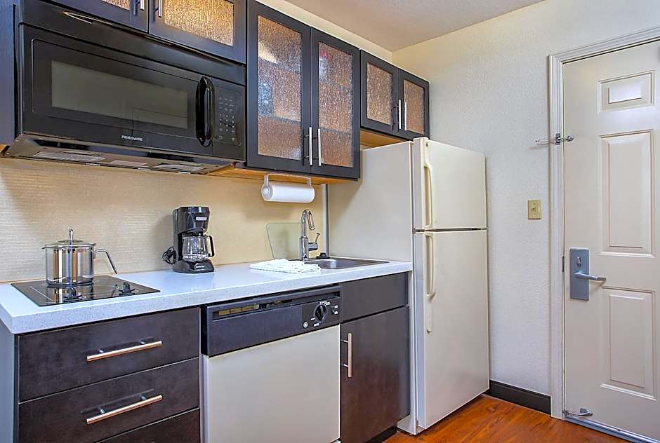 Candlewood Suites Louisville Airport By IHG