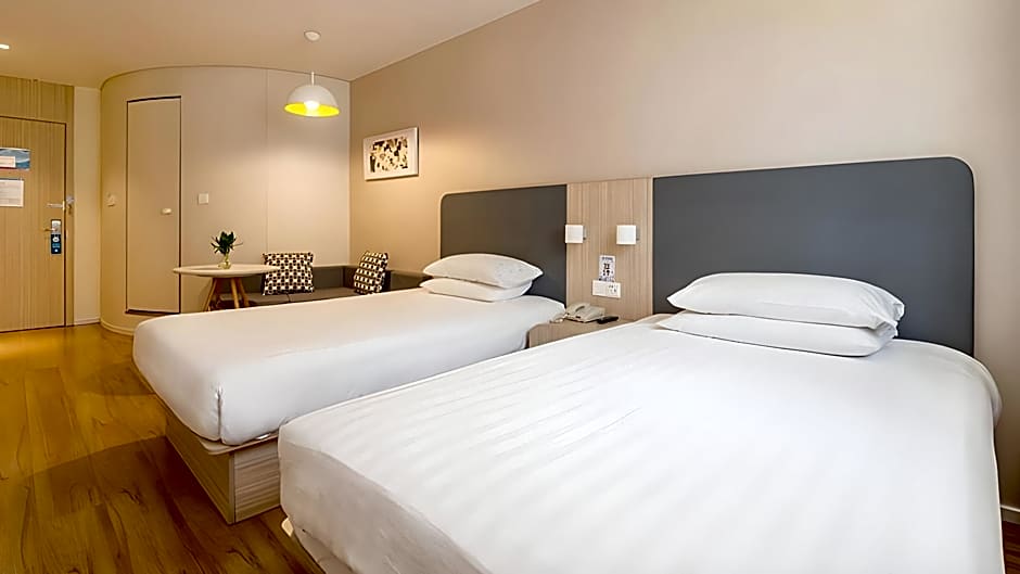 Hanting Hotel Ji'nan Huaxin Road