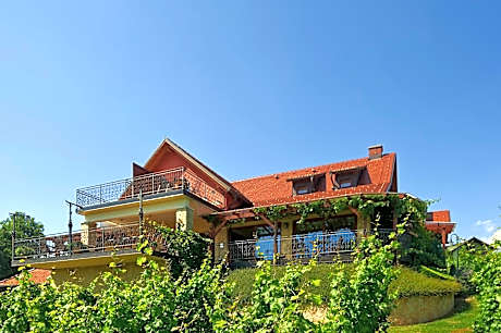 Tourism Tompa