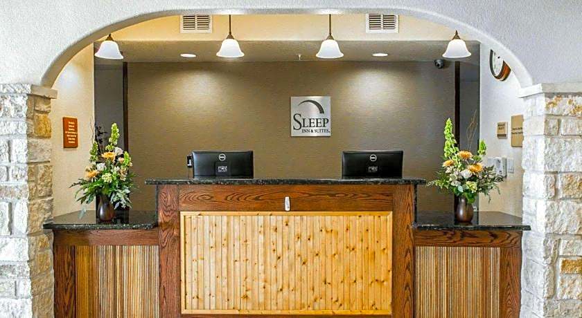 Sleep Inn & Suites Gonzales near Palmetto State Park