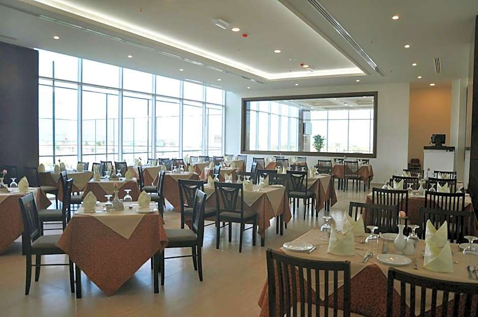 Sur Grand Hotel