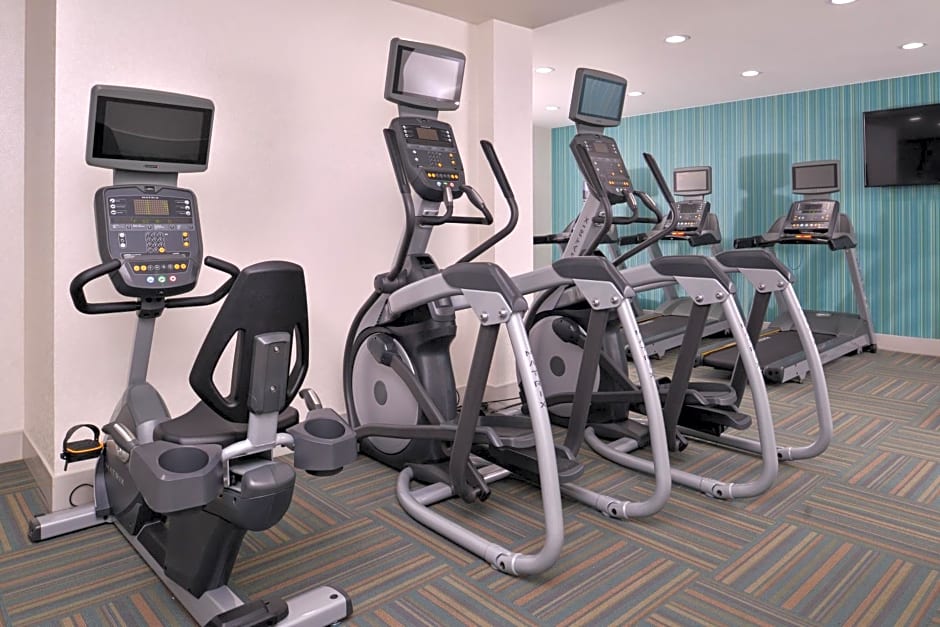 Holiday Inn Express Hotel and Suites Mesquite By IHG