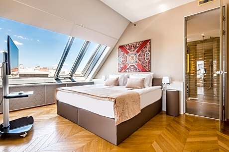 Basilica Suite with Terrace