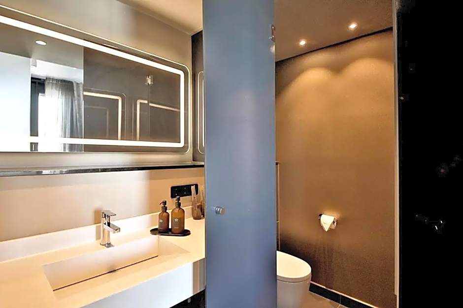 Sky Aparthotel