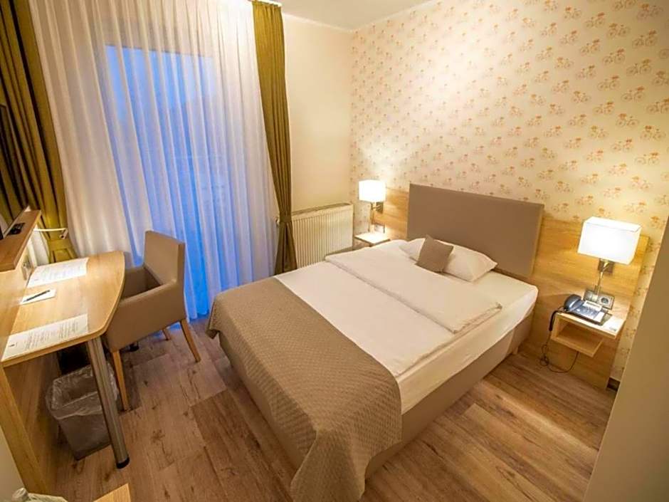 Wolfsburg Fallersleben Hotel by Belvilla