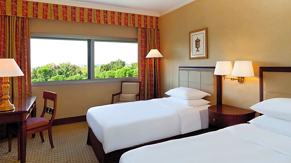 Cardo Roma, Autograph Collection