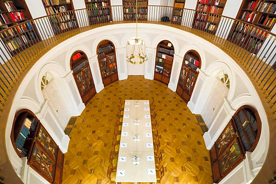 Károlyi Kastély Hotel & Restaurant