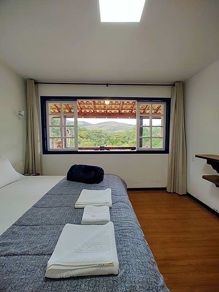 Recanto Serra do Trovão