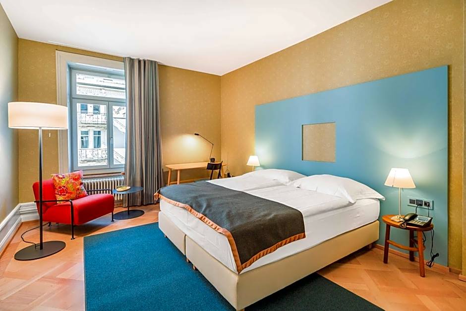 Alma Hotel - Boutique hideaway by the lake with rooftop and ladies-only wellness