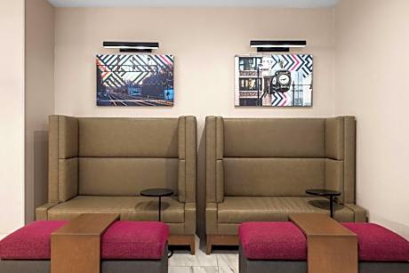 Homewood Suites by Hilton Downers Grove Chicago, IL