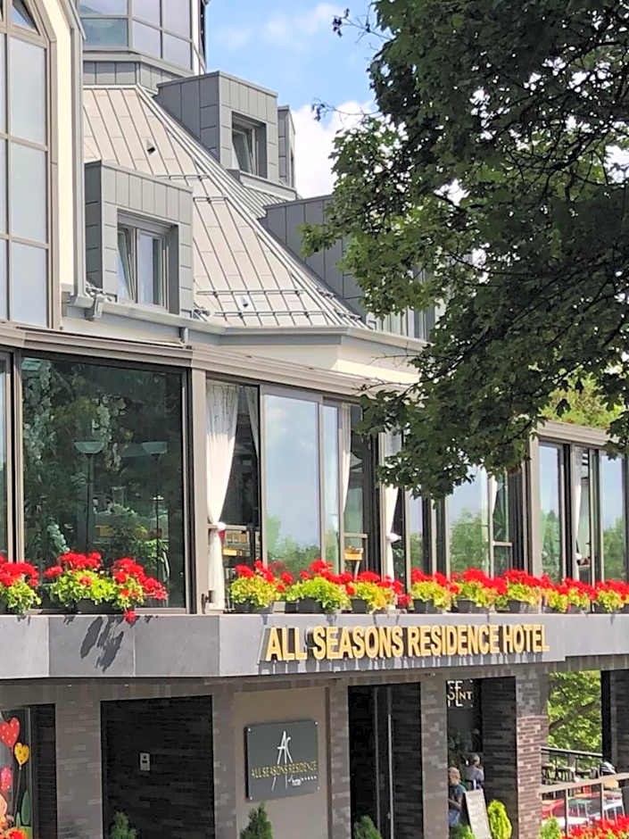 All Seasons Residence Design Hotel - Free parking