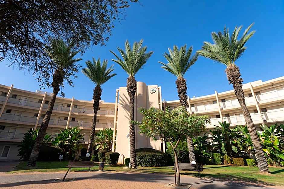 Neot Golf, Ziv's Place