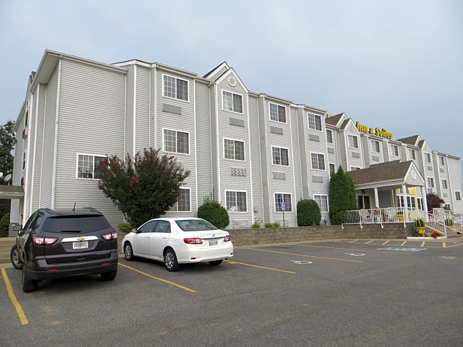 Patti's Inn and Suites