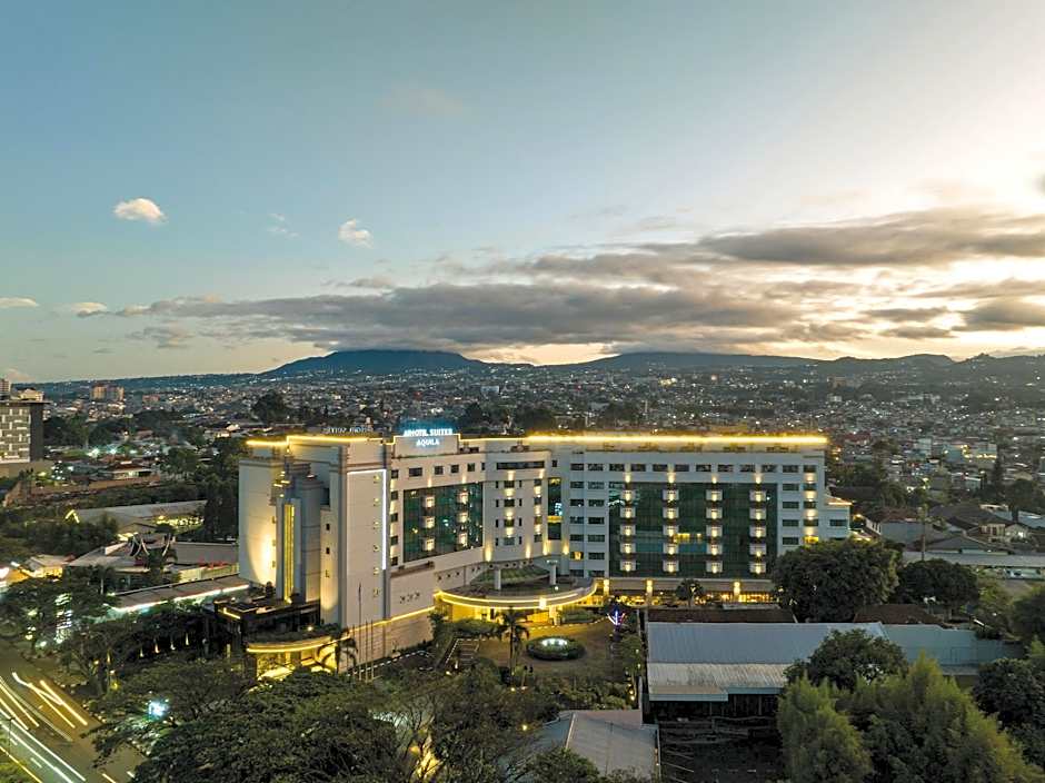 ARTOTEL Suites Aquila - Bandung