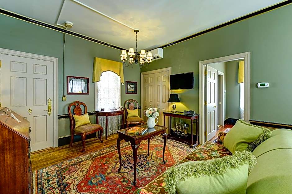 Inn by the Bandstand a Boutique Hotel