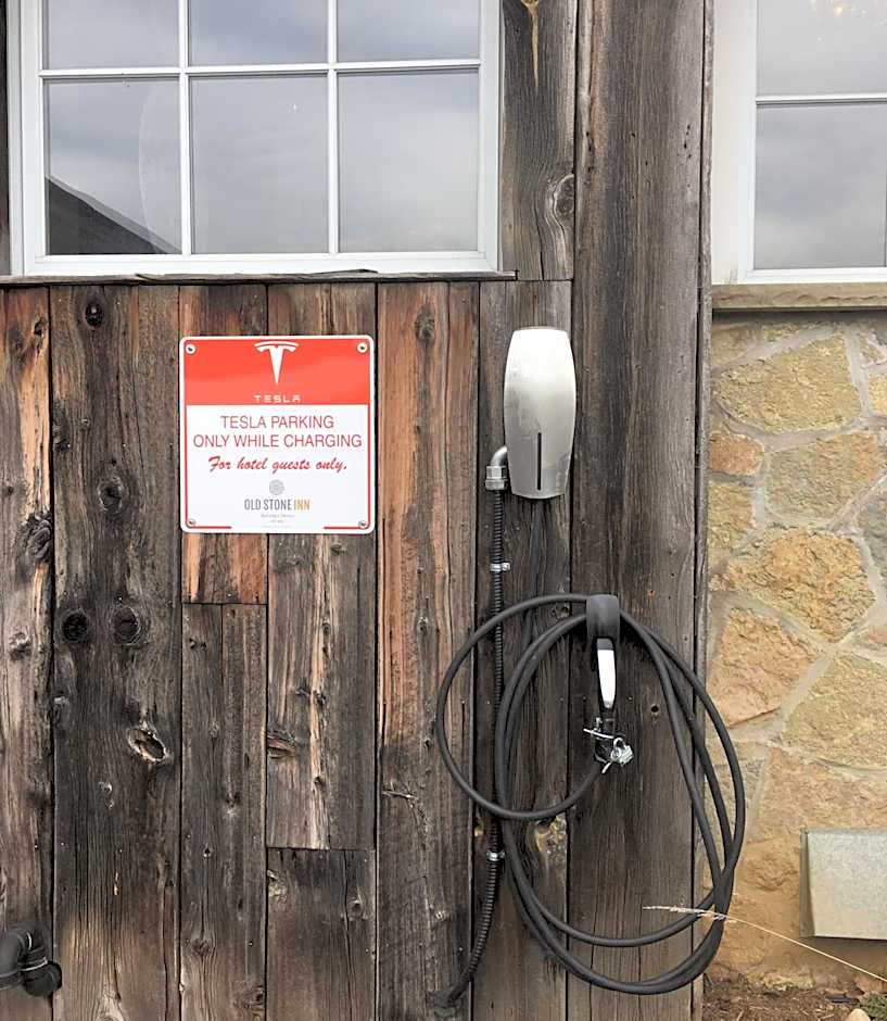 Old Stone Inn Boutique Hotel