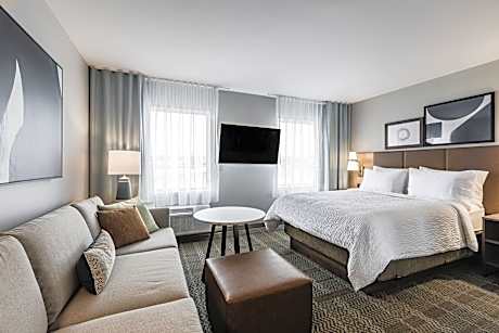 King Studio Suite