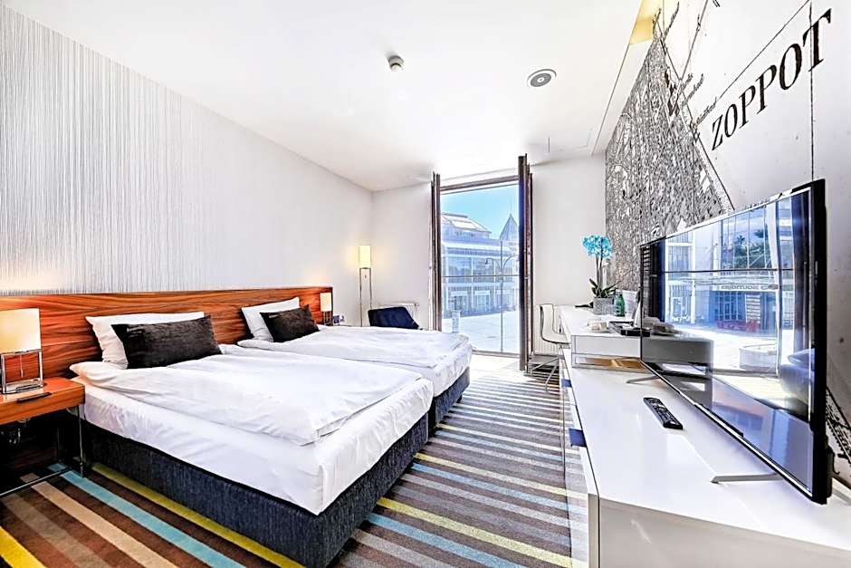 Photo 1 of 3 of Luxury 2 Beds