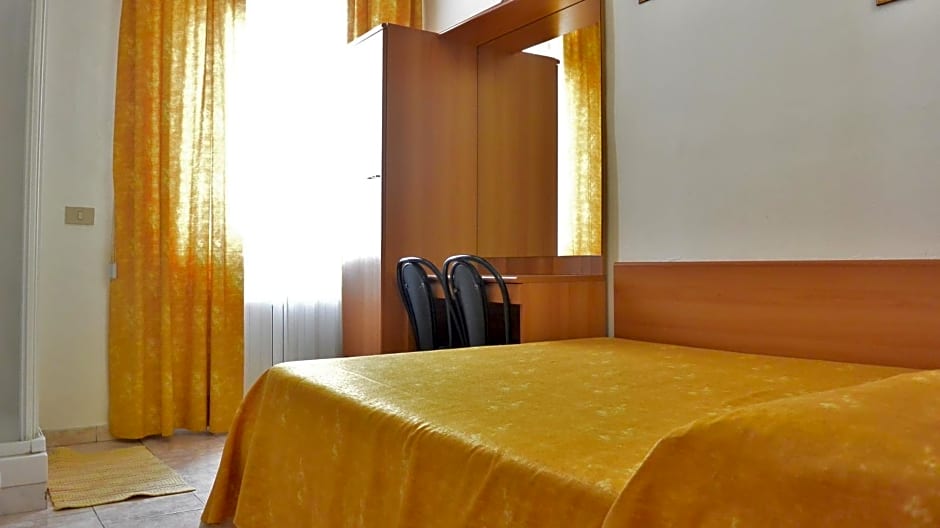 Hotel Mignon