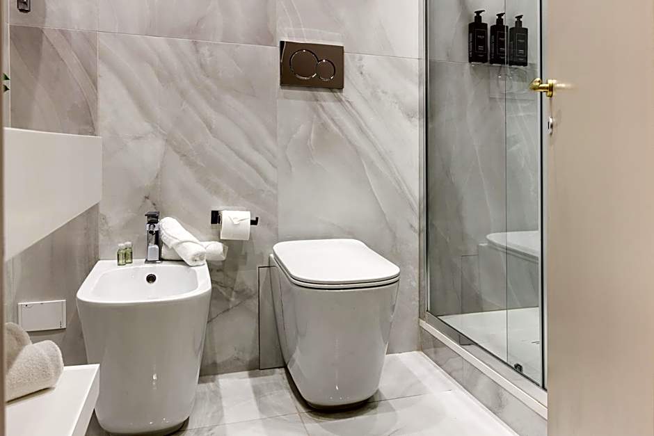 Piazza Farnese Luxury Suites