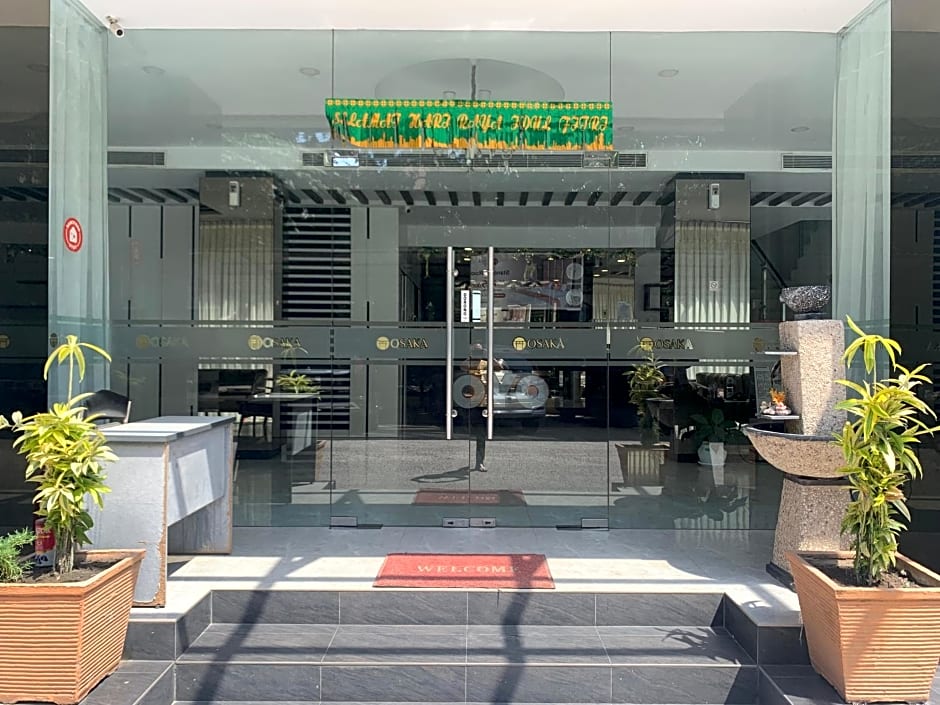 Vaccinated Staff - OYO 676 Hotel Osaka