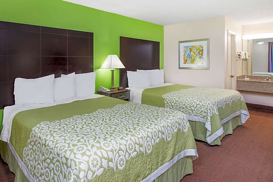 Days Inn by Wyndham Calvert City/Paducah East