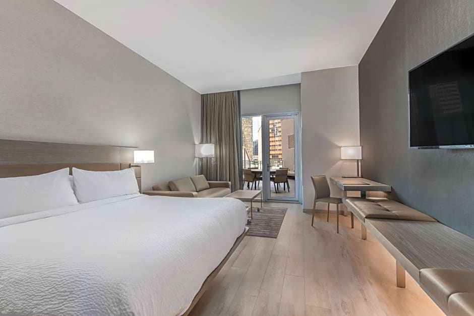 AC Hotel by Marriott Charlotte City Center