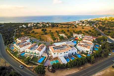 Latchi Escape Hotel and Suites