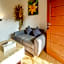 Abams Gili Air