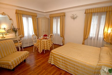 Superior Double or Twin Room with City View