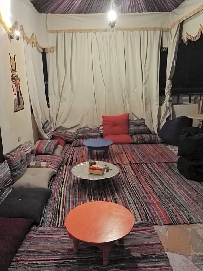 Atlantis Pyramids Inn