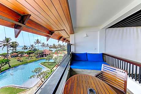 Ocean Vista Twin Room with Balcony - 10% discount on F&B, 15% on SPA
