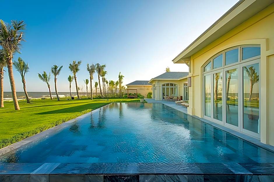 FLC Luxury Hotel Samson