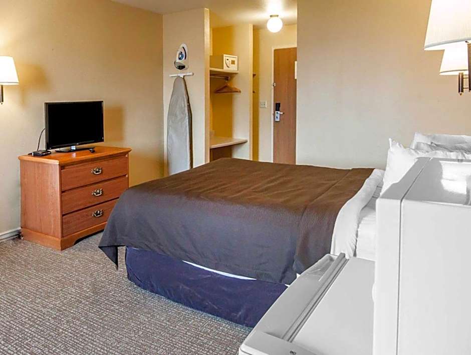 Quality Inn Airport