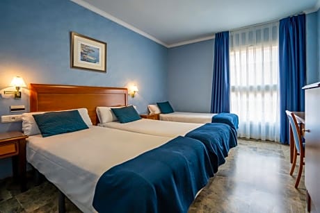 Triple Room (3 Adults)