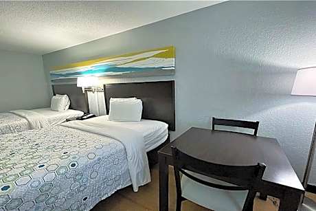 Studio with Two Double Beds - Disability Access/Non-Smoking