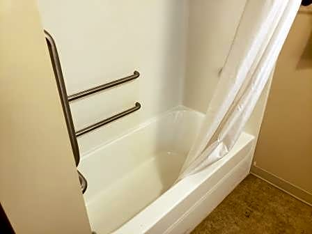 Clarion Hotel & Suites