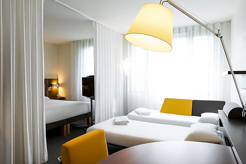 Novotel Suites Paris CDG Airport Villepinte