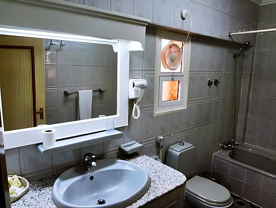 Bowshar International Hotel