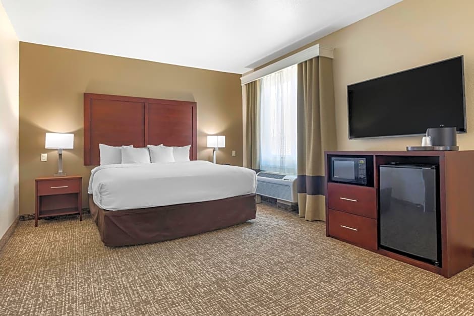 Comfort Suites Waco North - Near University Area