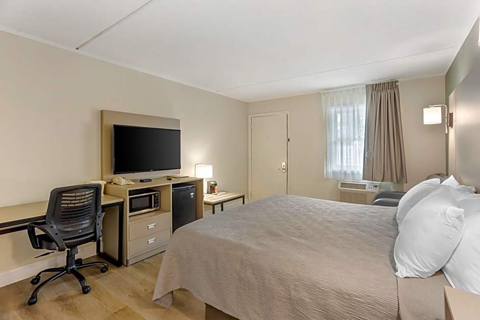 Quality Inn Smoketown - Lancaster Area