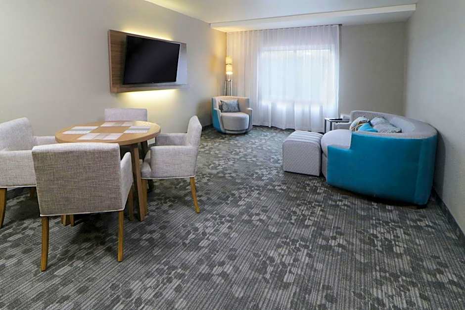 Courtyard by Marriott Monterrey Airport