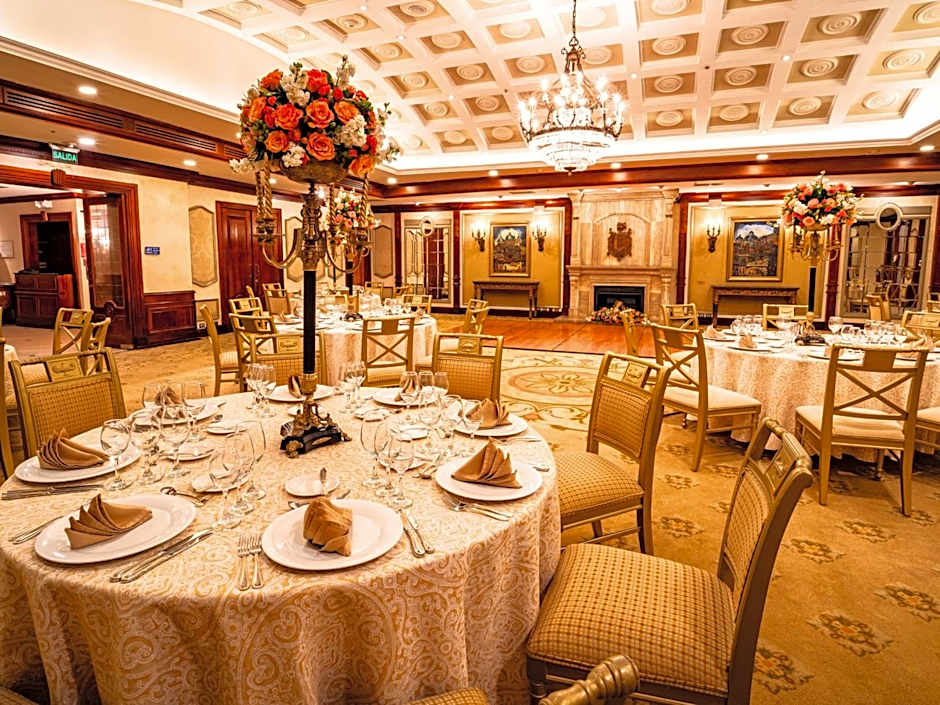 Plaza Grande Hotel