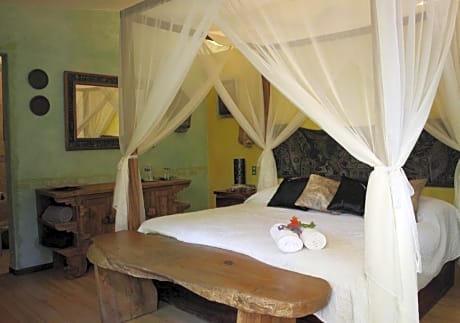 King Room with Garden View