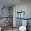 Lake Mead Inn